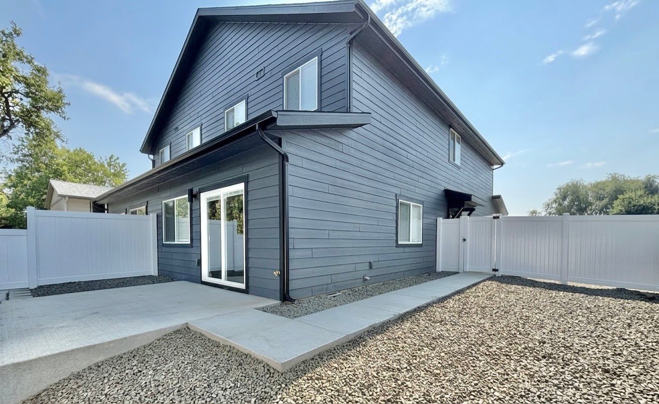 Brand New Spokane Valley Duplex With 2 Stall Finished Garage and 240v Outlet property image