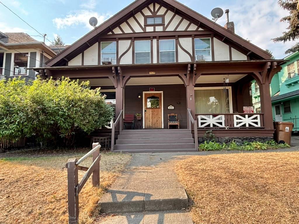 1623 W Pacific Ave property image