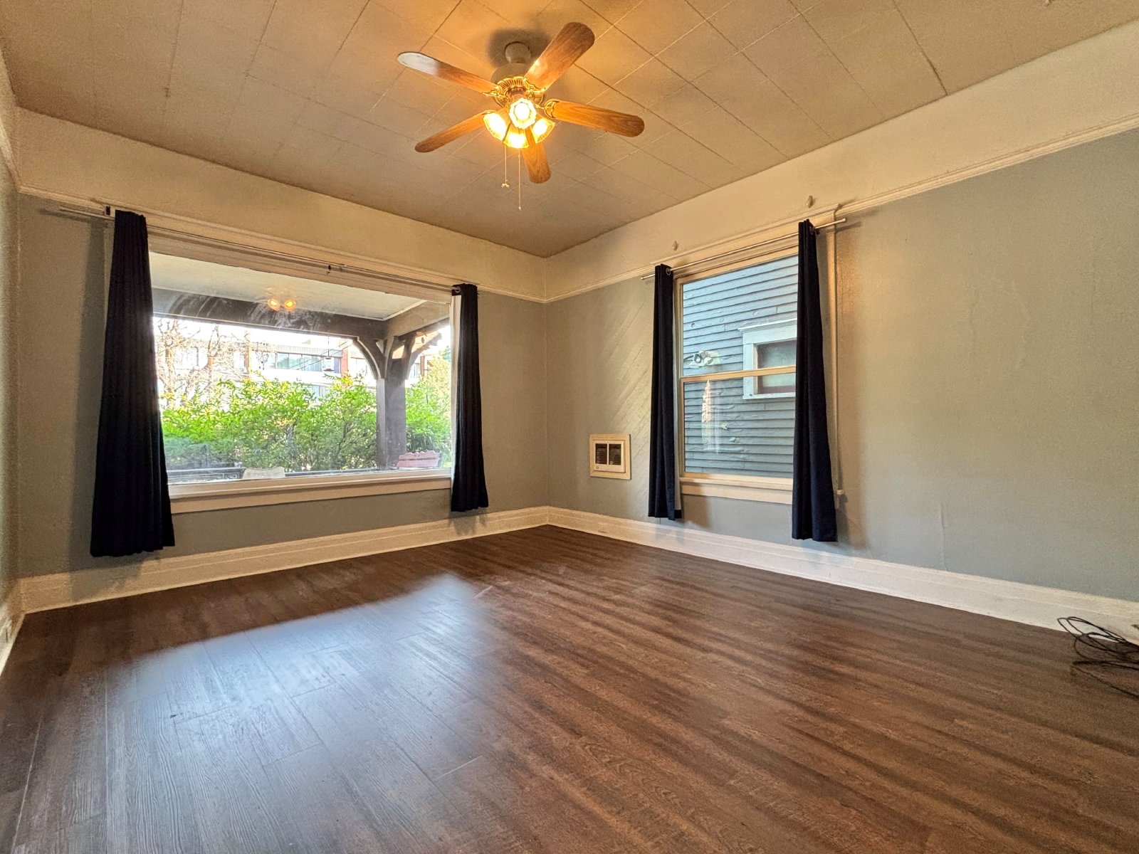 1623 W Pacific Ave property image