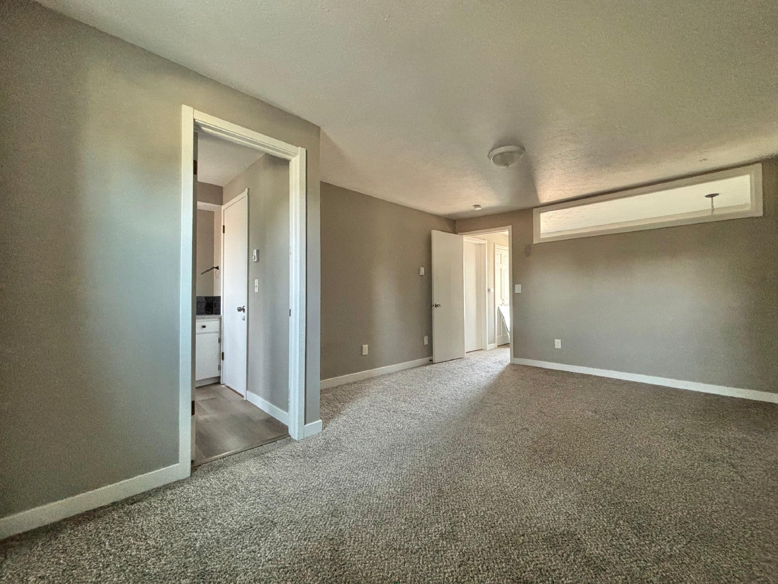 2405 S University Rd property image