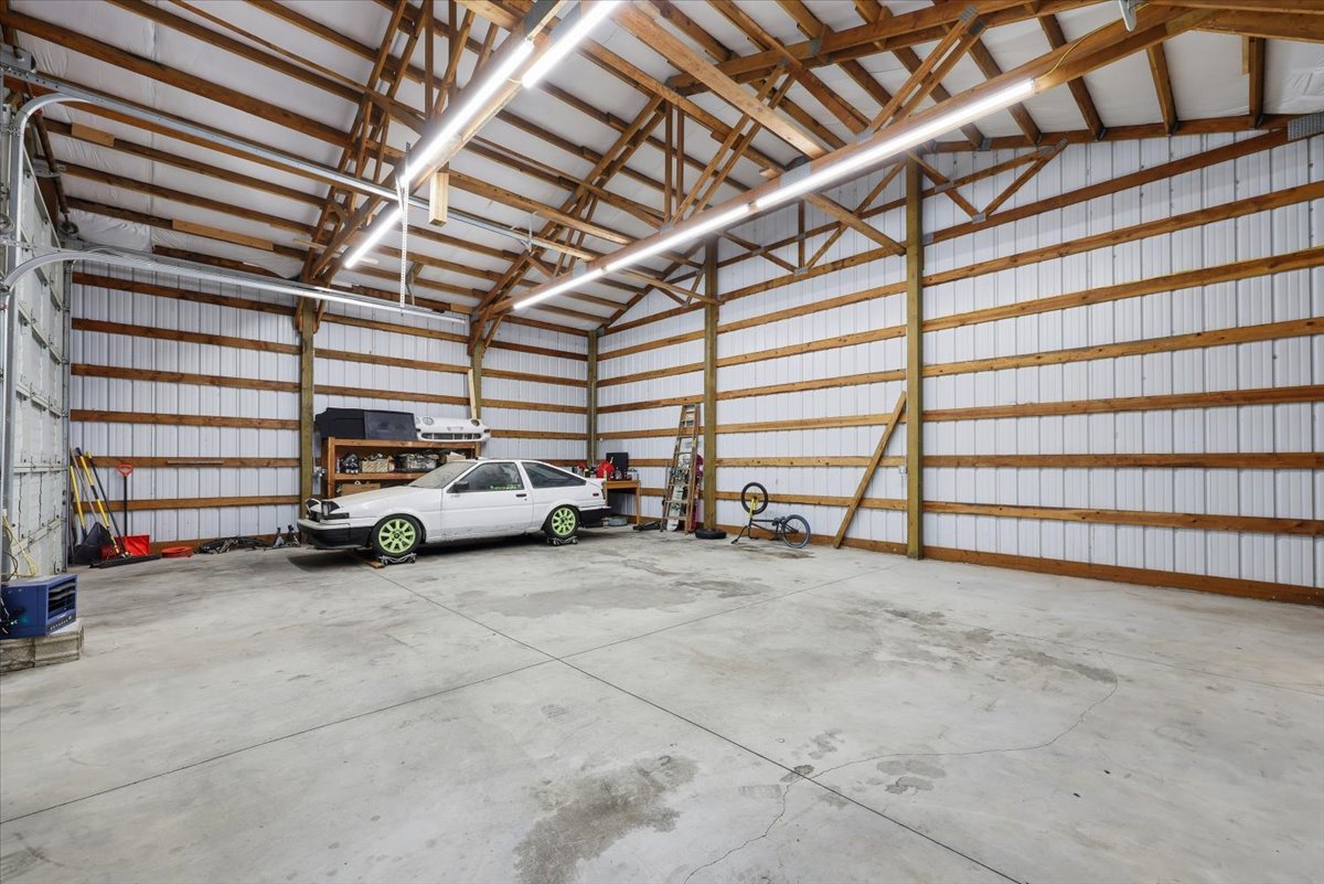 1903 E Glass Ave property image