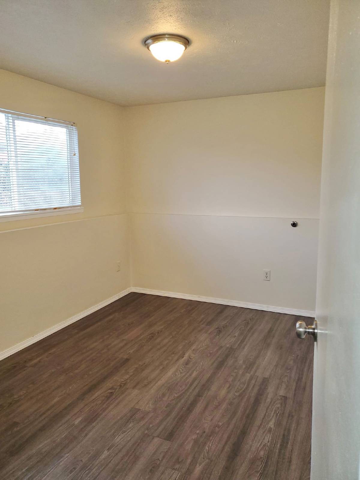 2927 E Olympic Ave property image
