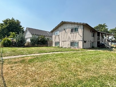 2927 E Olympic Ave property image