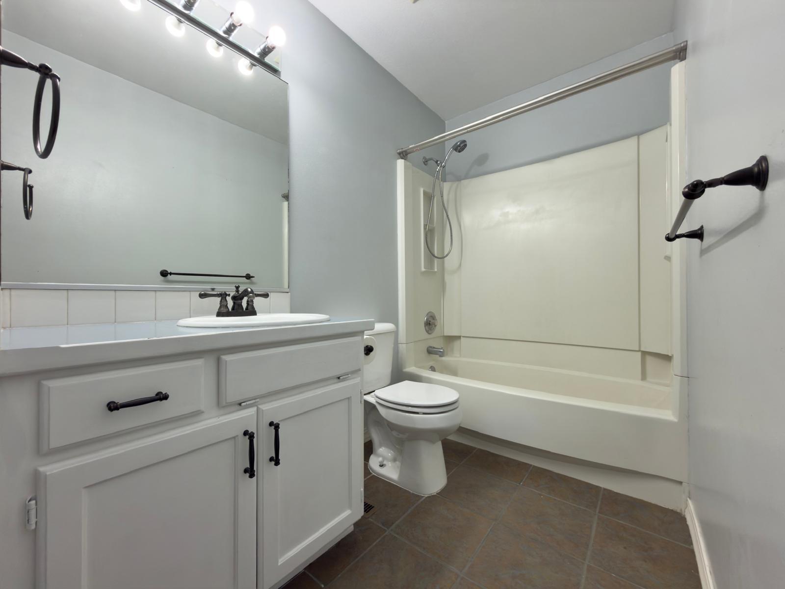 48 E Princeton Ave property image