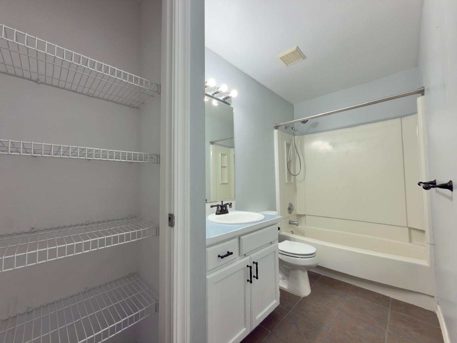 48 E Princeton Ave property image