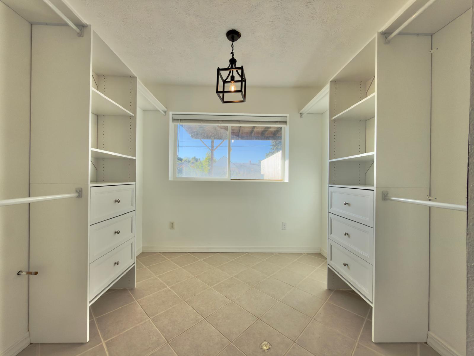 48 E Princeton Ave property image